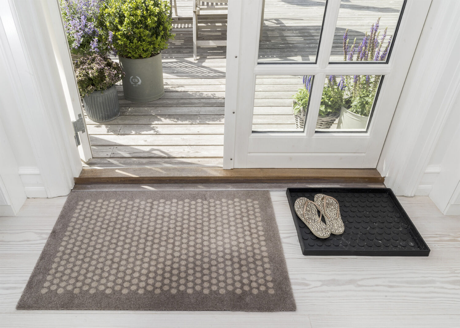 M&aring;tte/l&oslash;ber i polyamid 60x90 cm.