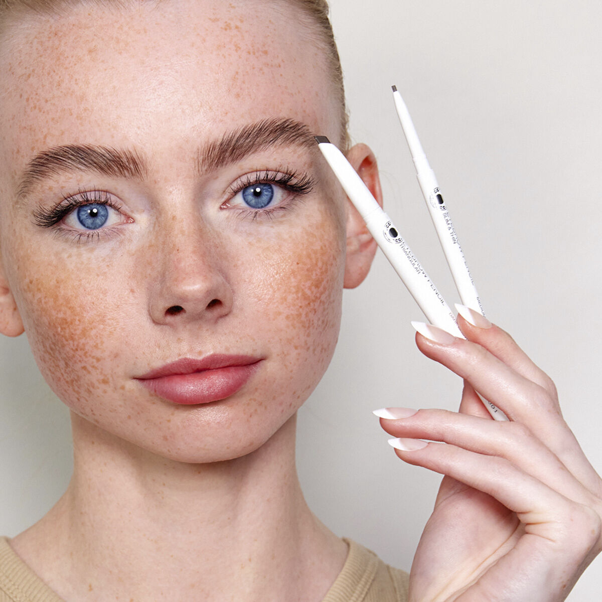 Eyebrow Pencil Triangular