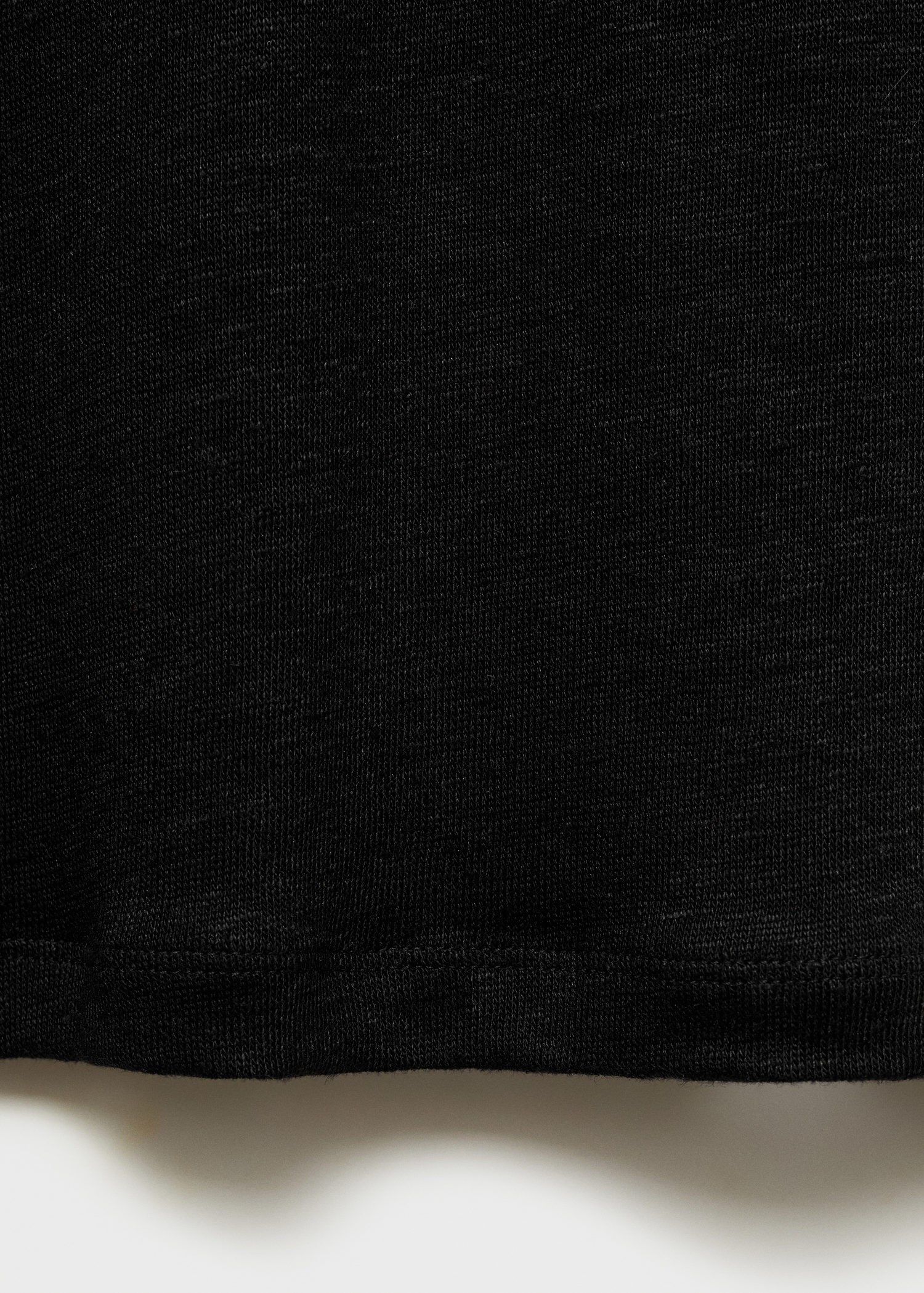 Short-sleeved linen t-shirt