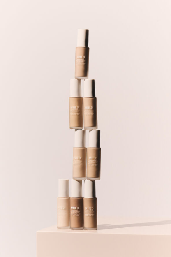 Skin Light - Natural Liquid Foundation