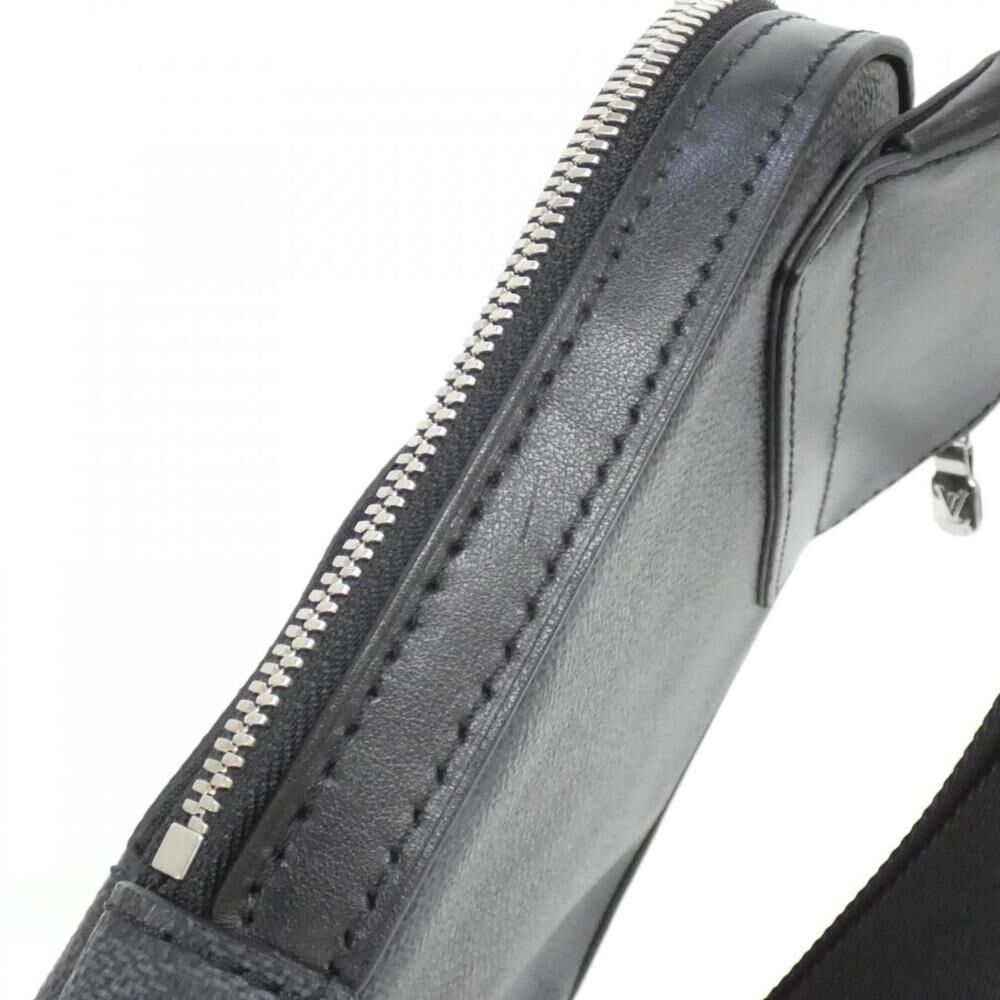 Louis Vuitton Crossbody Bag