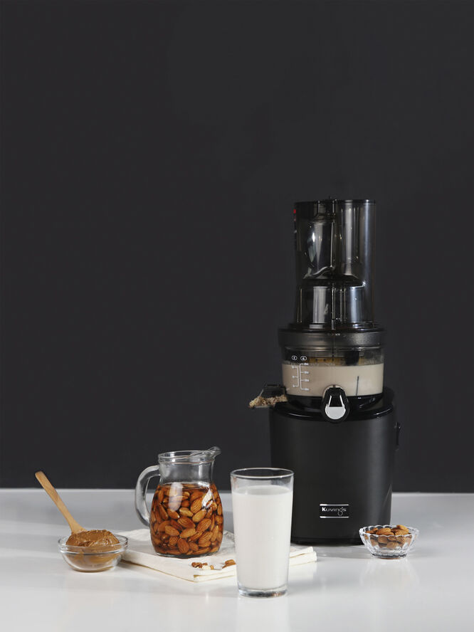 KUVINGS REVO830 BLACK SLOWJUICER
