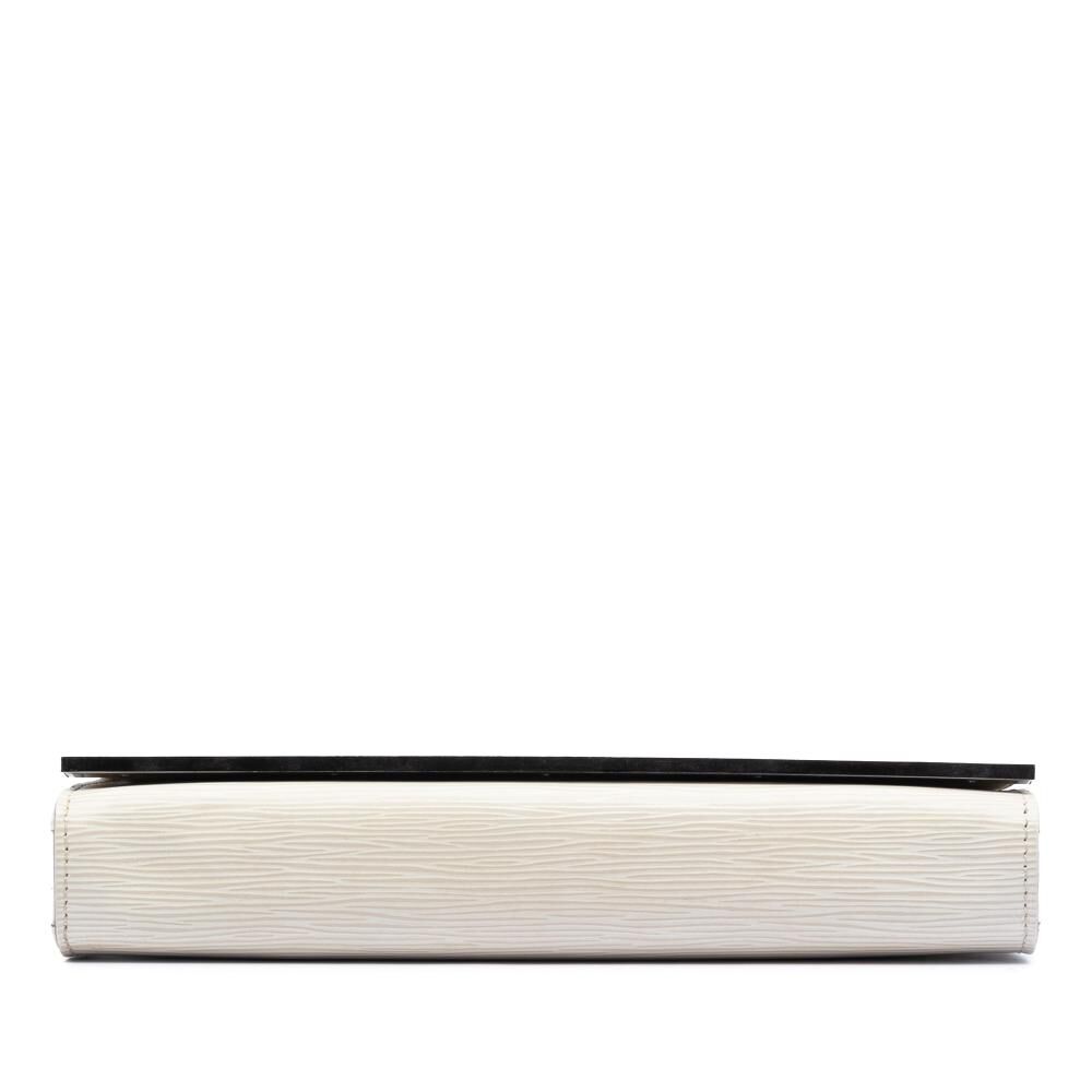 Louis Vuitton Clutch