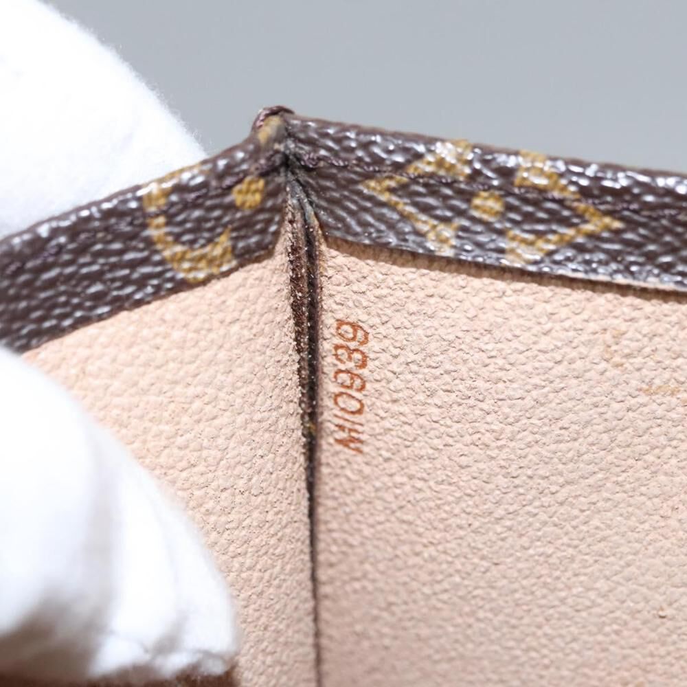 Louis Vuitton Sac Plat