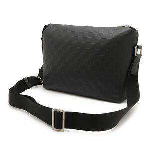 Louis Vuitton Messenger