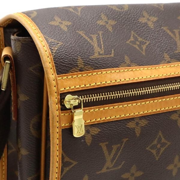 Louis Vuitton Bosphore