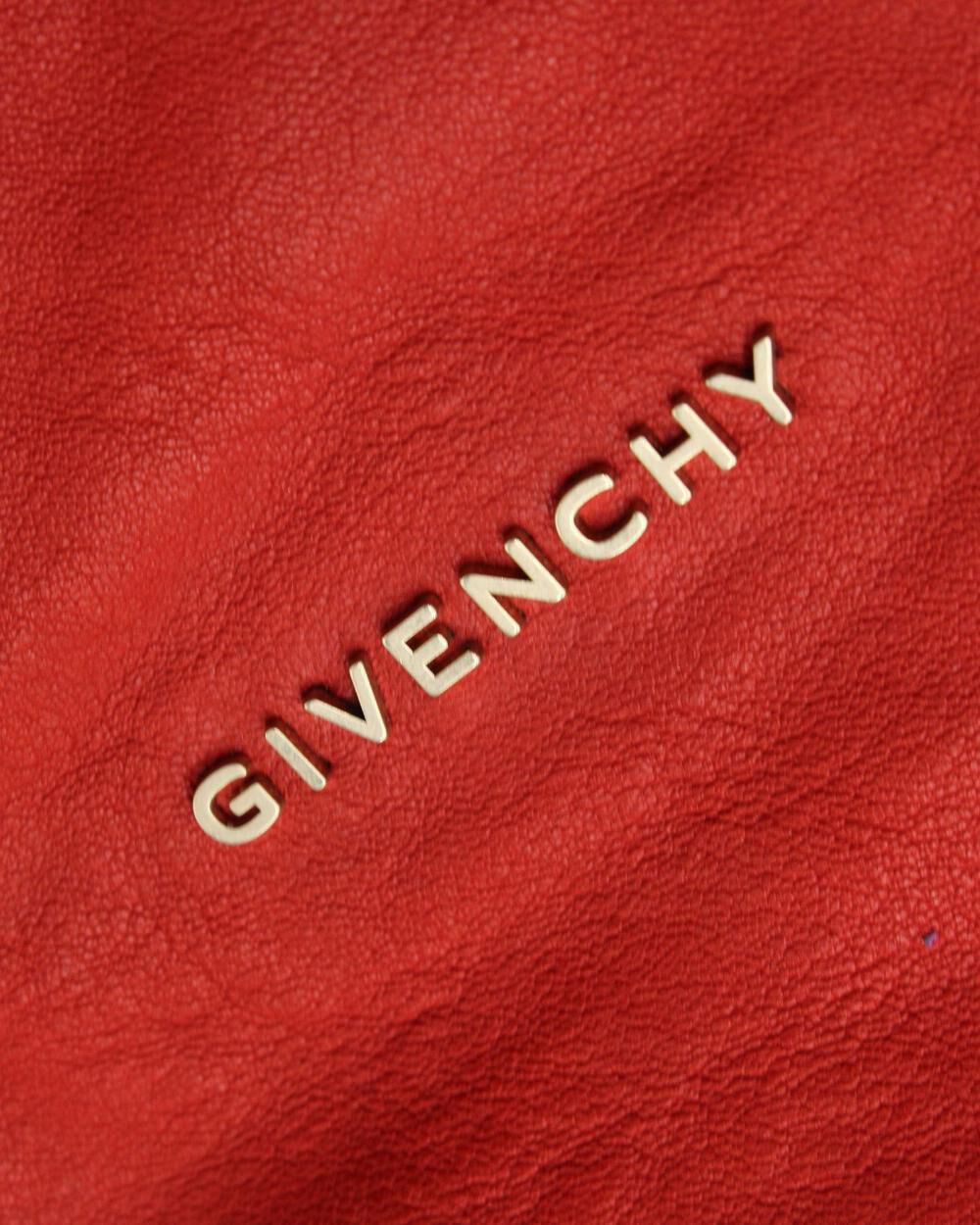 Givenchy Pandora