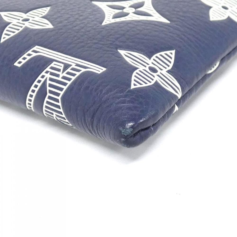 Louis Vuitton Clutch