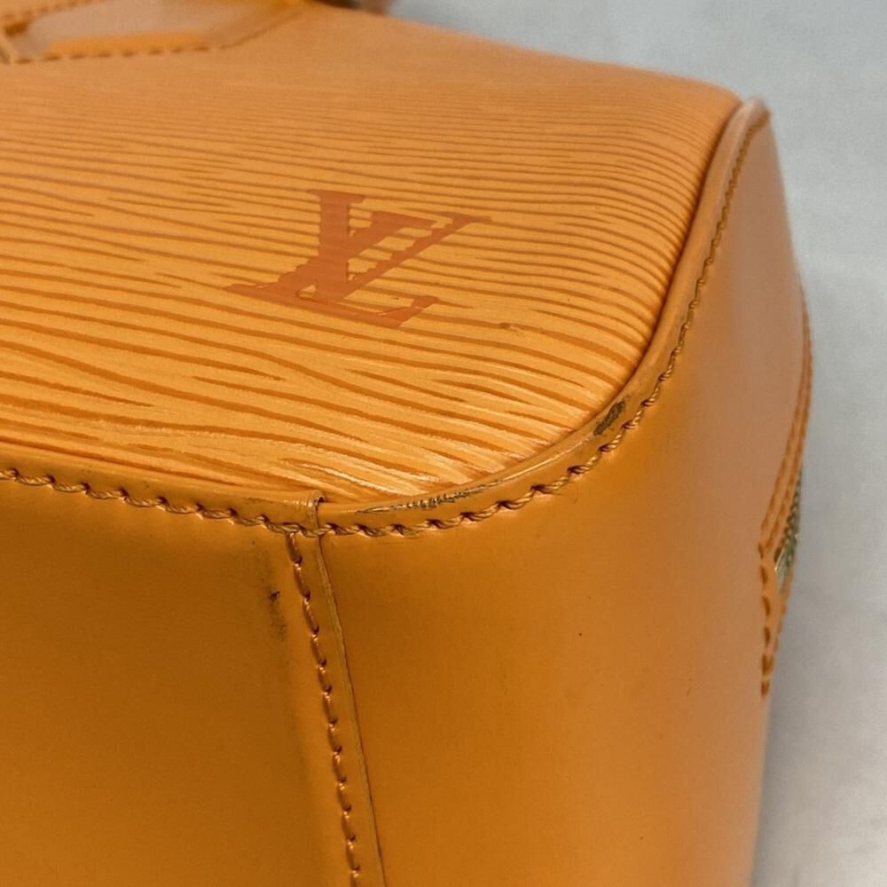Louis Vuitton Jasmine