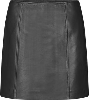 KessiMD short skirt