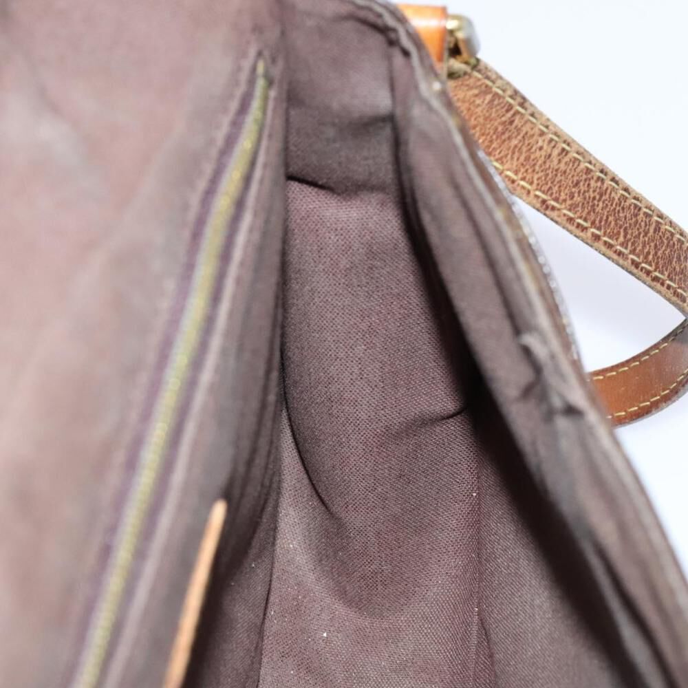 Louis Vuitton Menilmontant