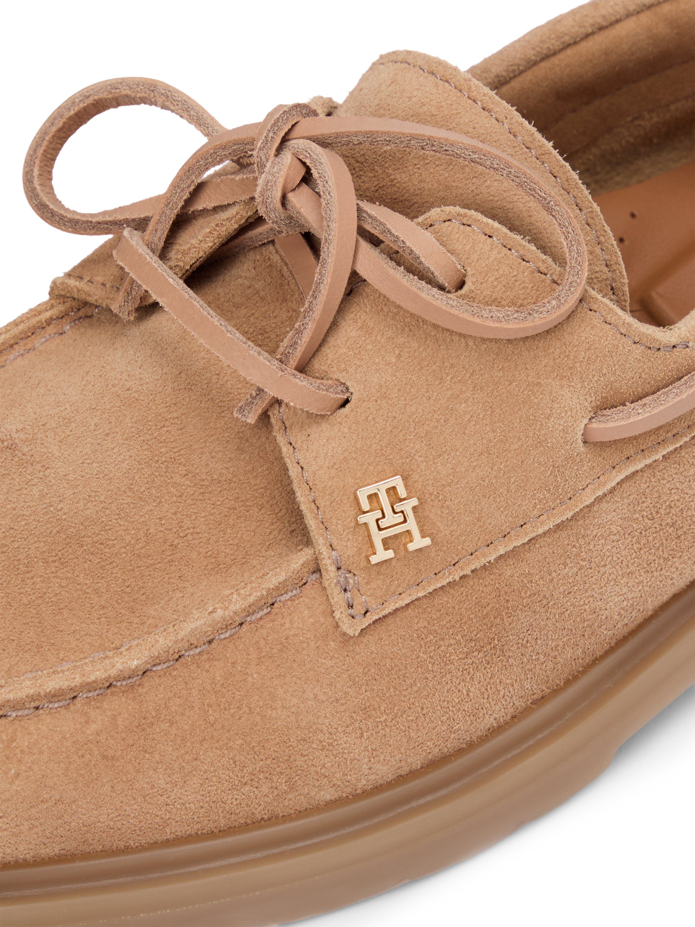 LIGHT SUEDE BOAT SHOE