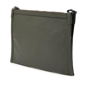 Louis Vuitton Messenger