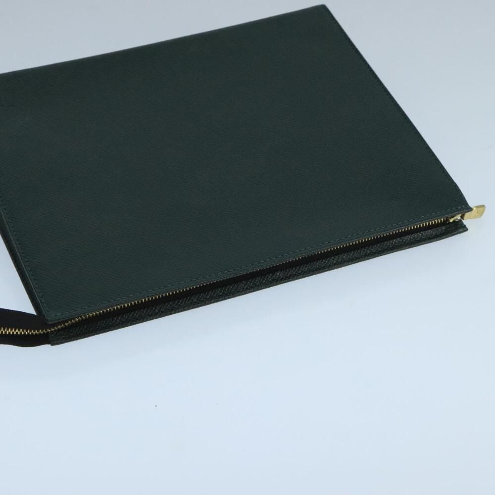 Louis Vuitton Poche Toilette