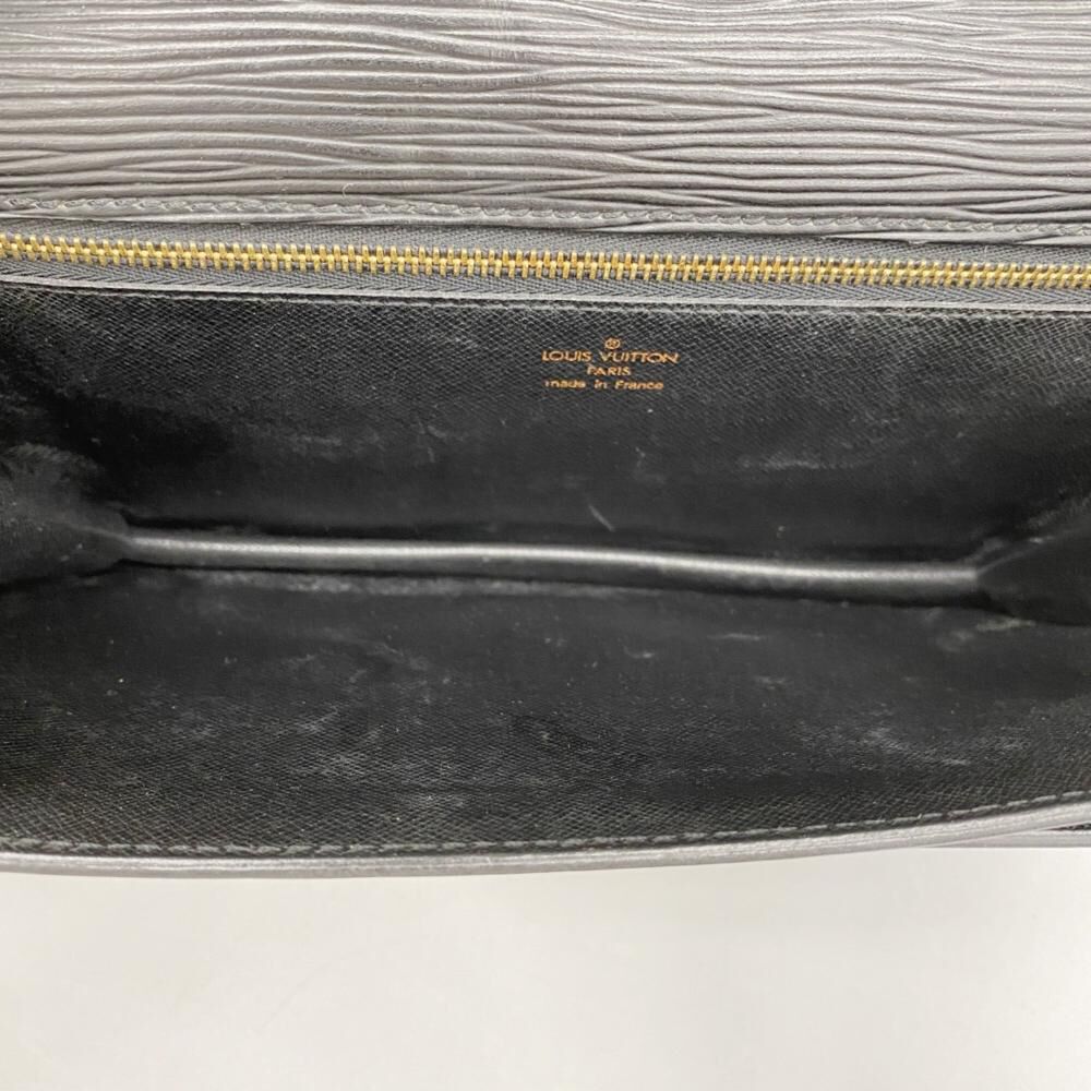 Louis Vuitton Pochette Sellier