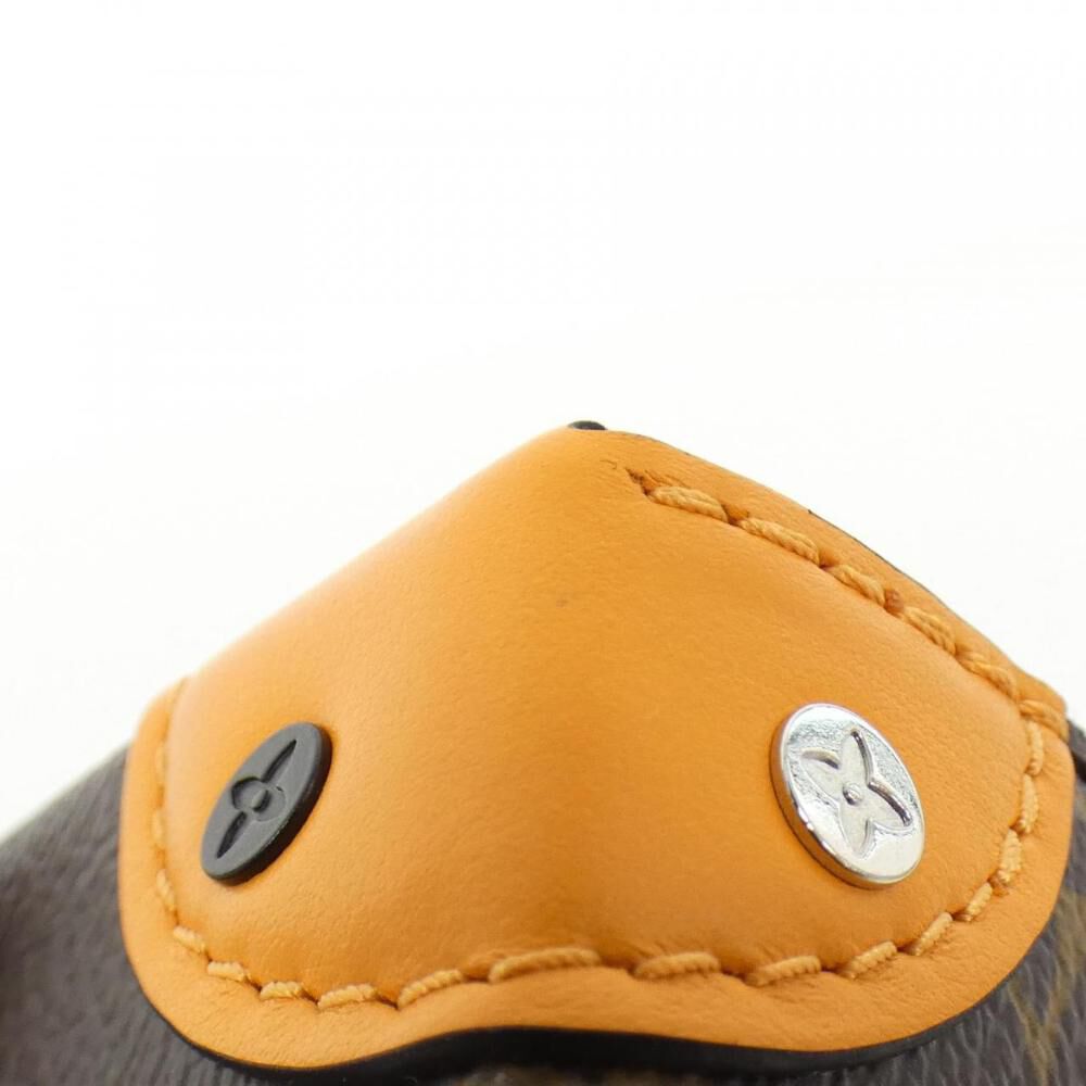 Louis Vuitton Shoulder Bags