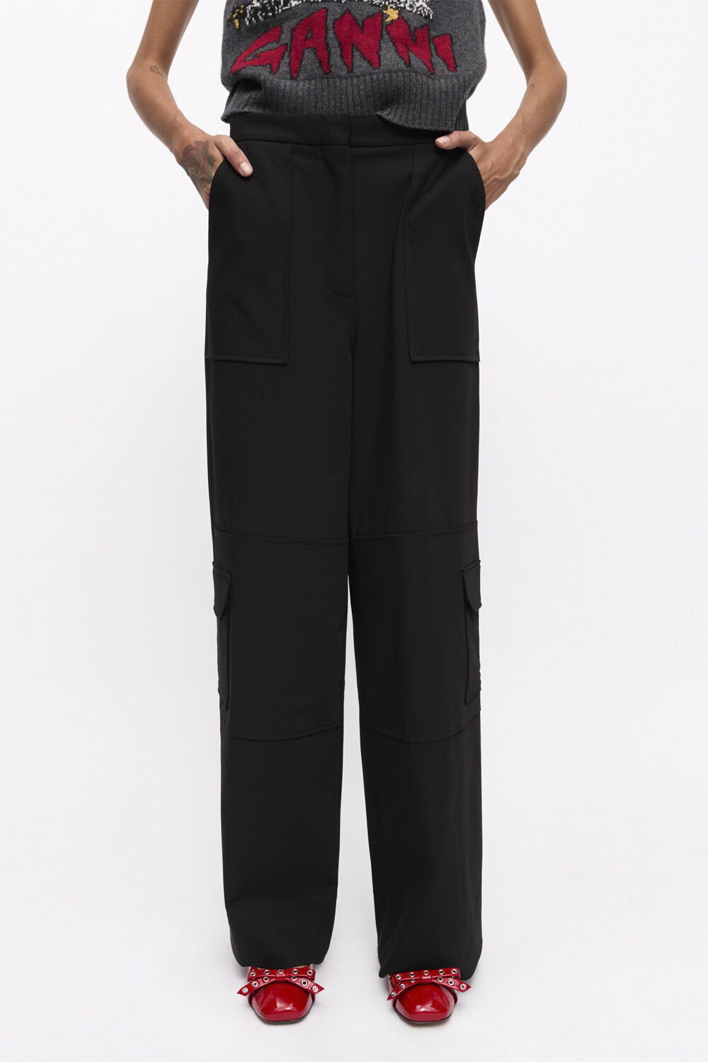 Solid Twill Suiting Cargo Pants
