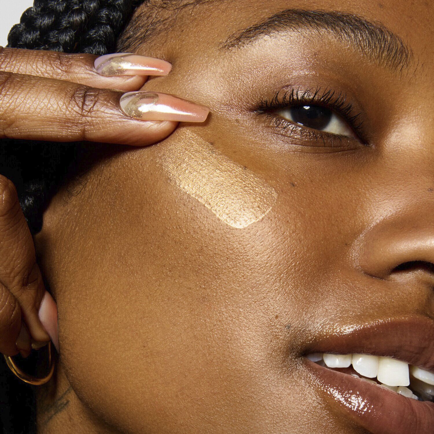 Hydro Grip + Glow Primer - Bas med reflekterande p&auml;rlor