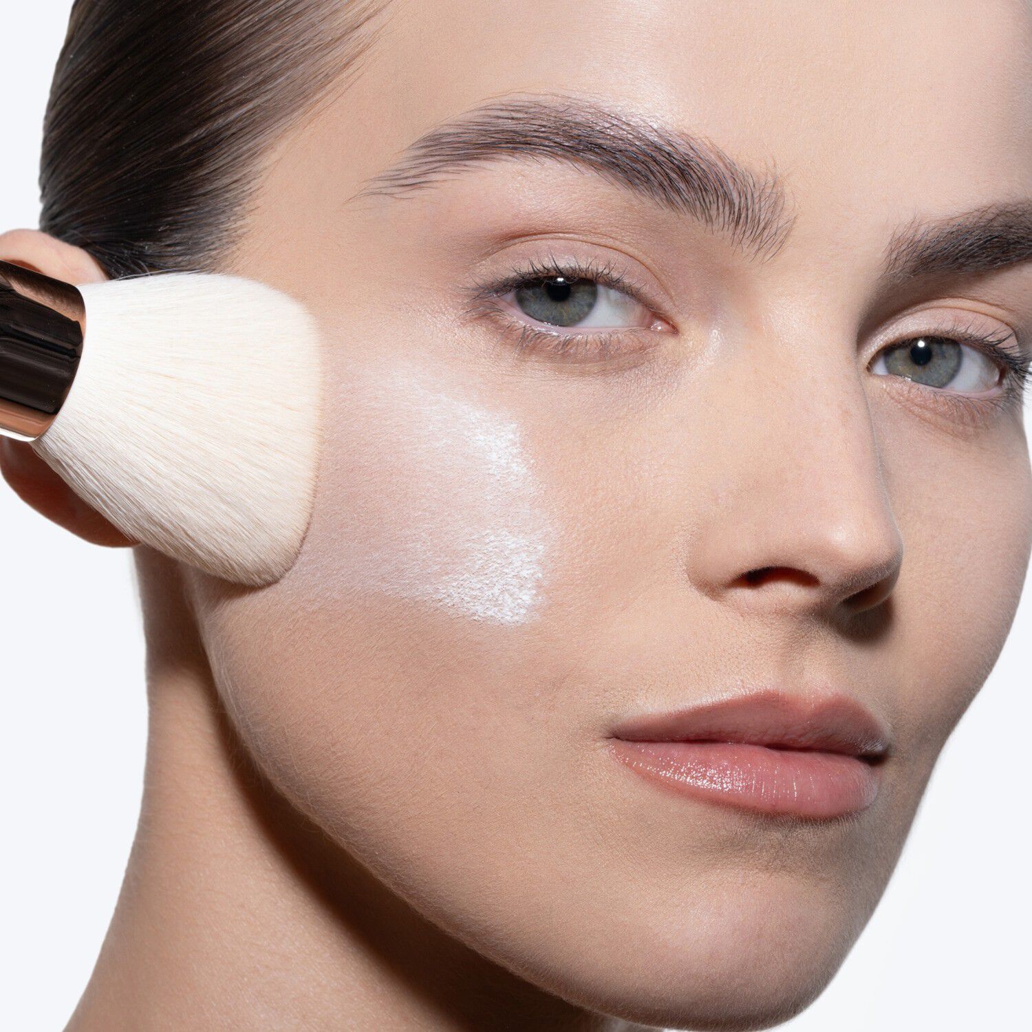 HY-GLAM Powder Brush - Ultramjuk rund ansiktsborste