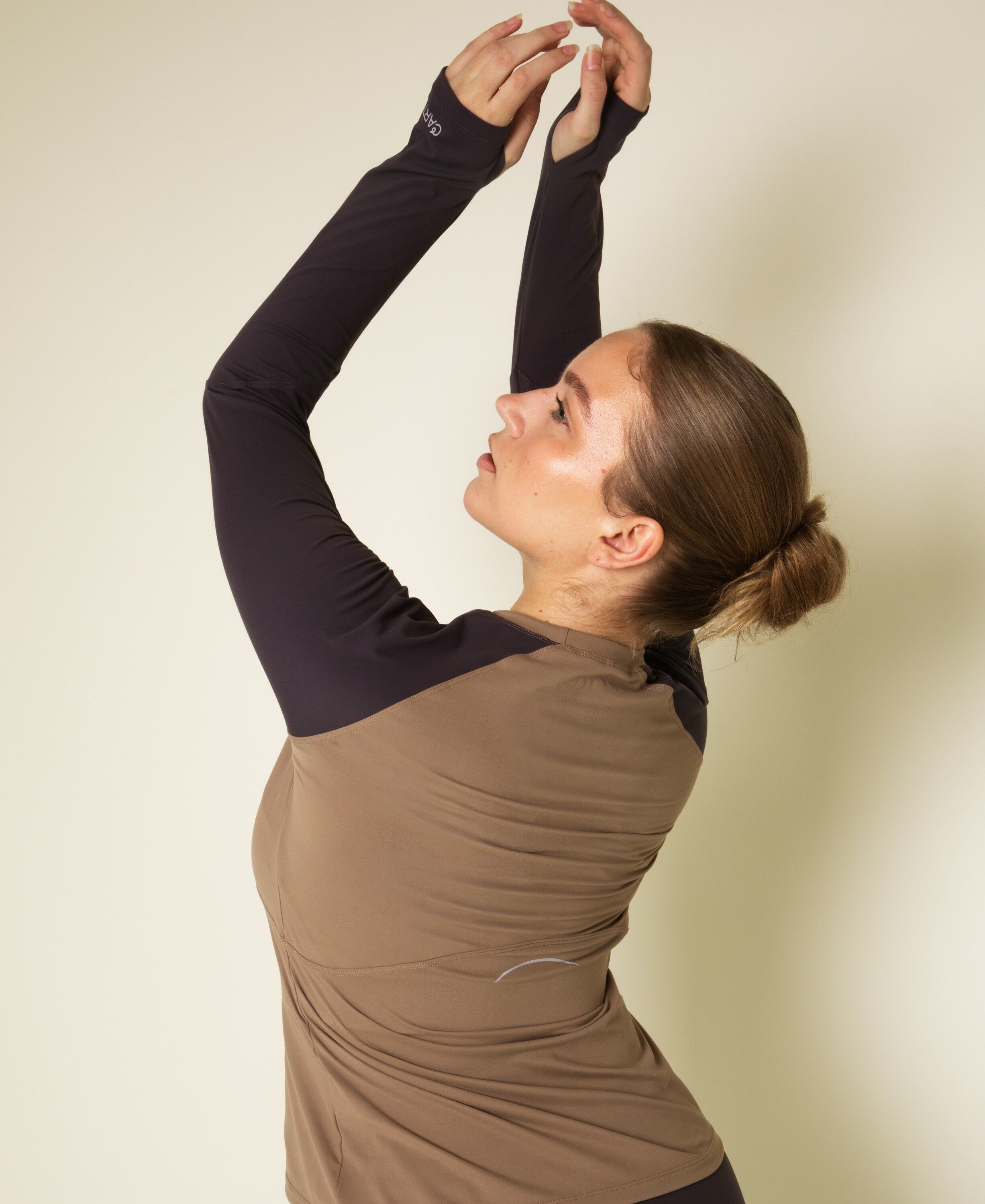 Vital reflective lang&aelig;rmet tee - Hazel