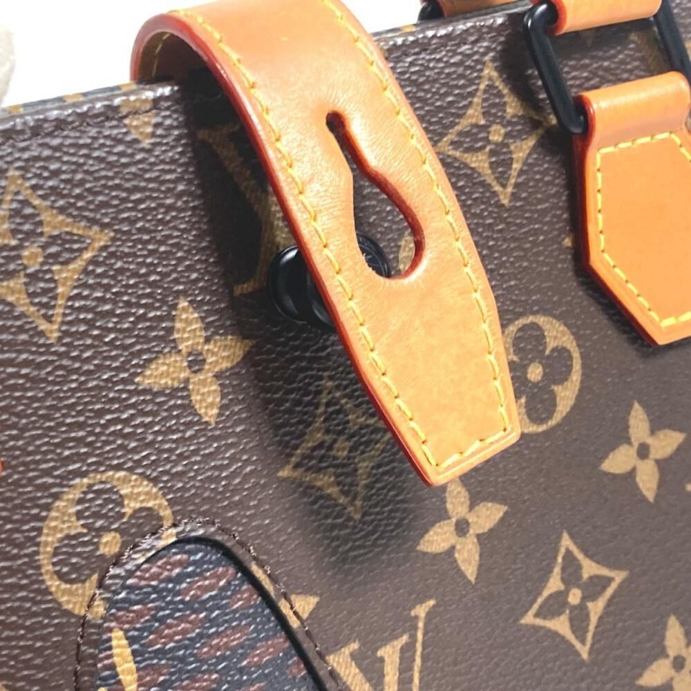 Louis Vuitton Tote
