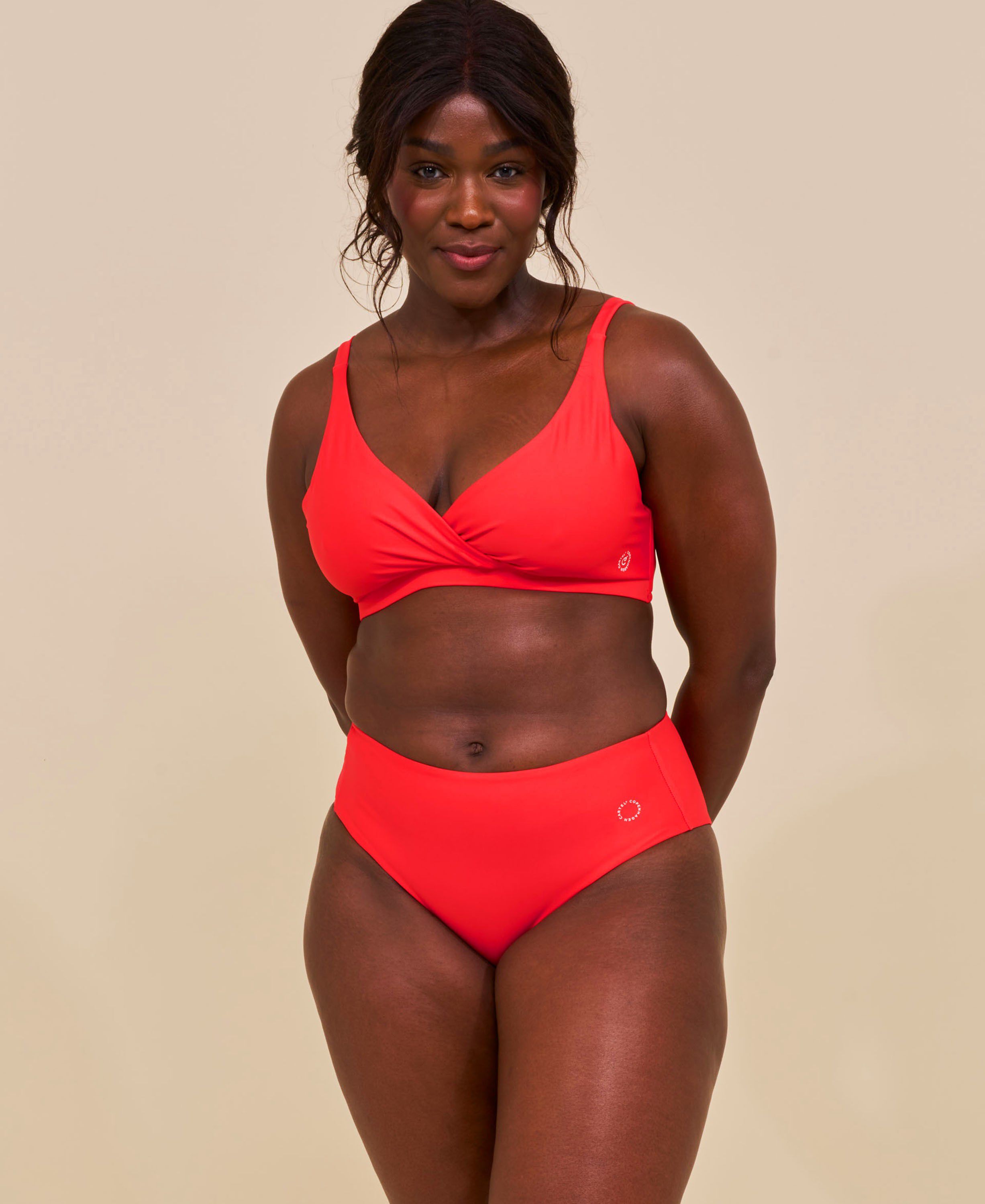 Ubud h&ouml;gmidjade bikinitrosa