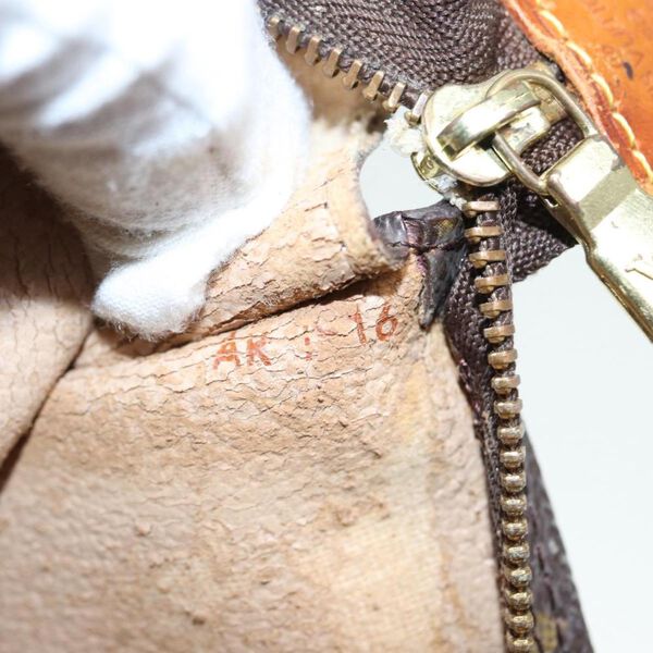 Louis Vuitton Pochette Accessoires