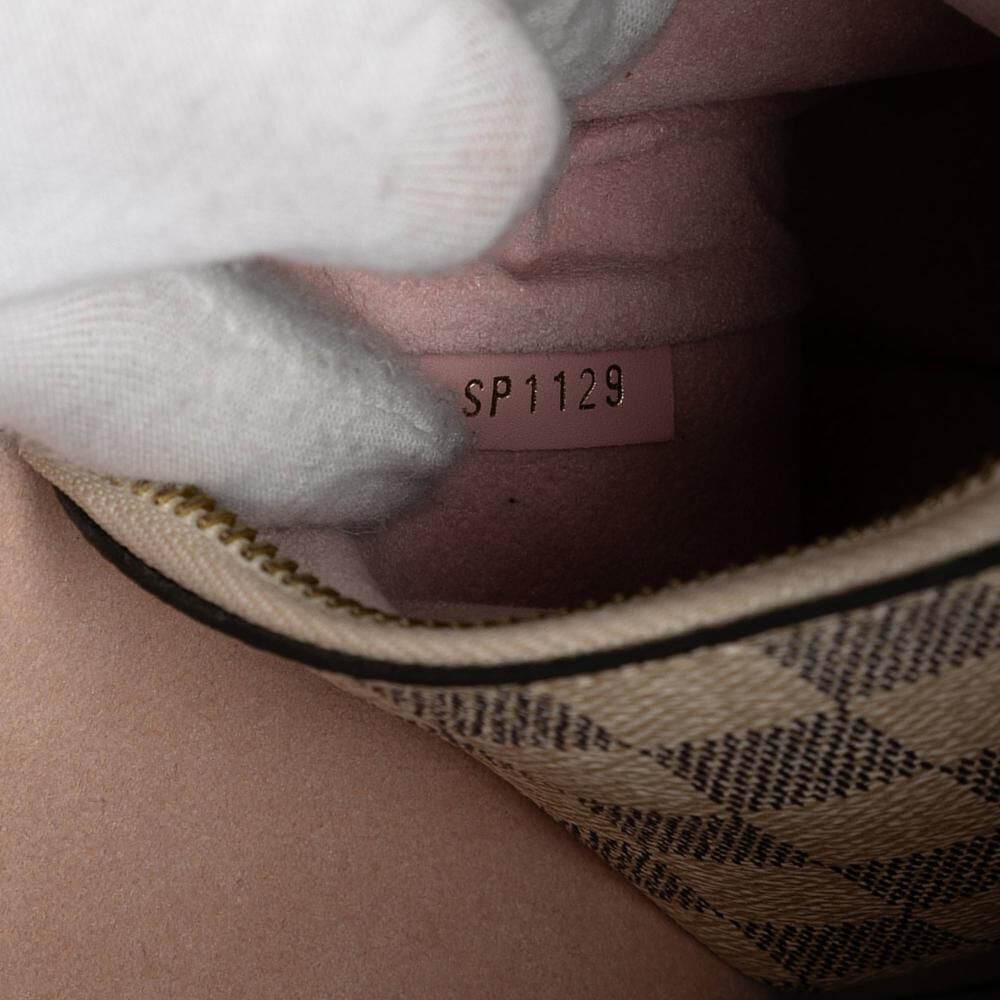 Louis Vuitton Shoulder Bags