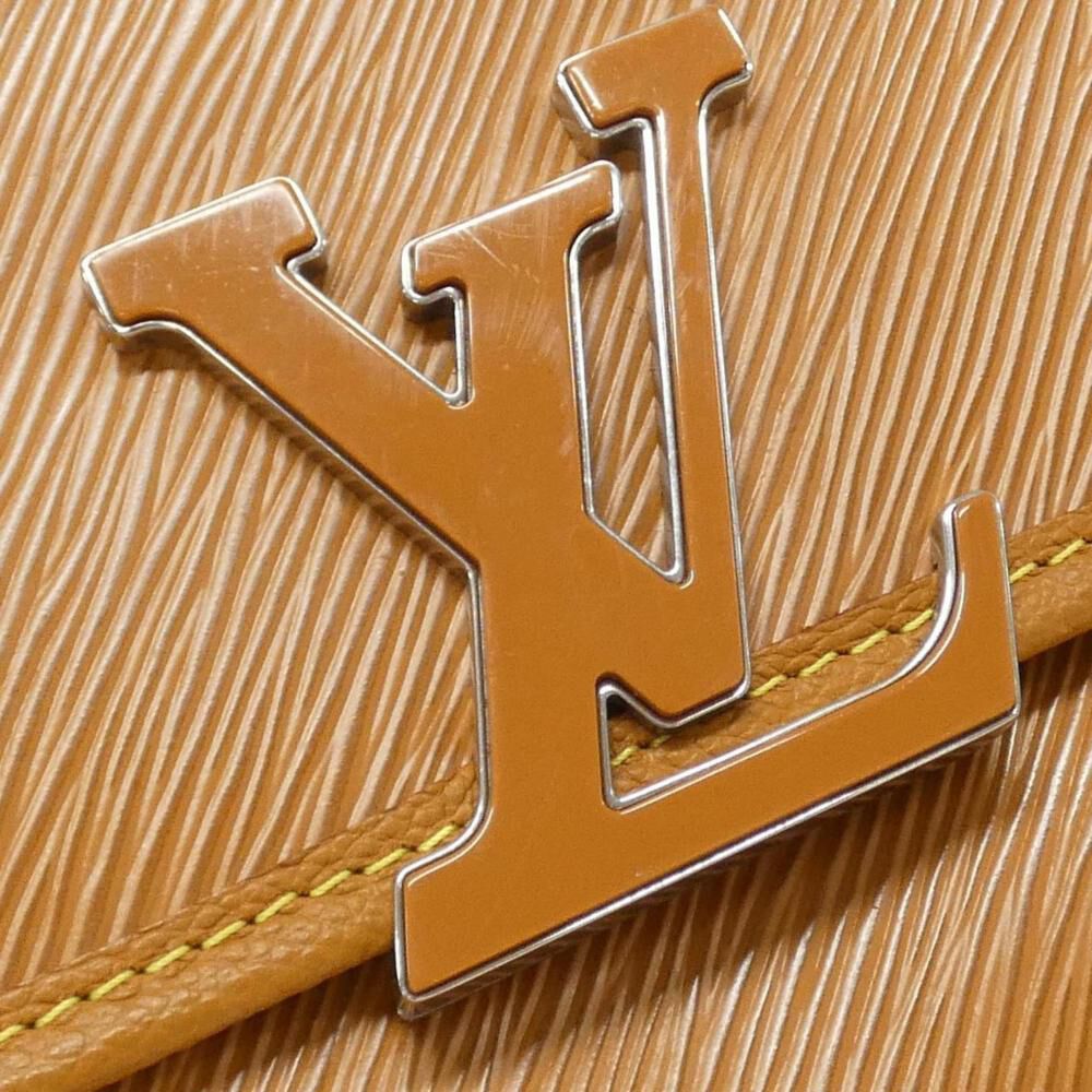 Louis Vuitton Shoulder Bags