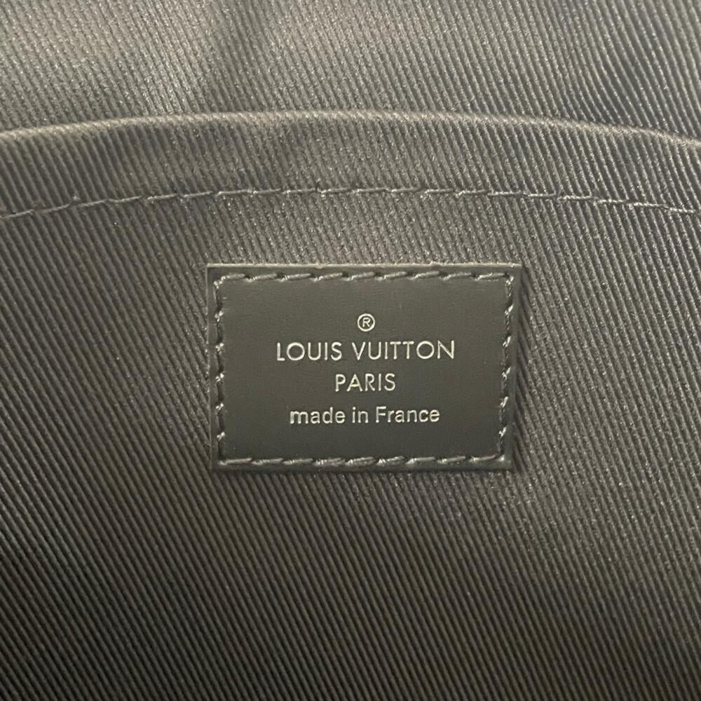Louis Vuitton Clutch