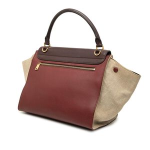 C&eacute;line Trapeze