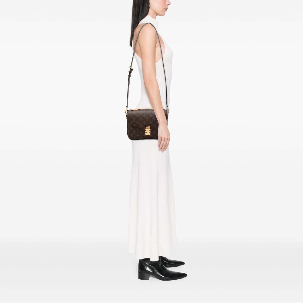 Louis Vuitton Pochette M&eacute;tis