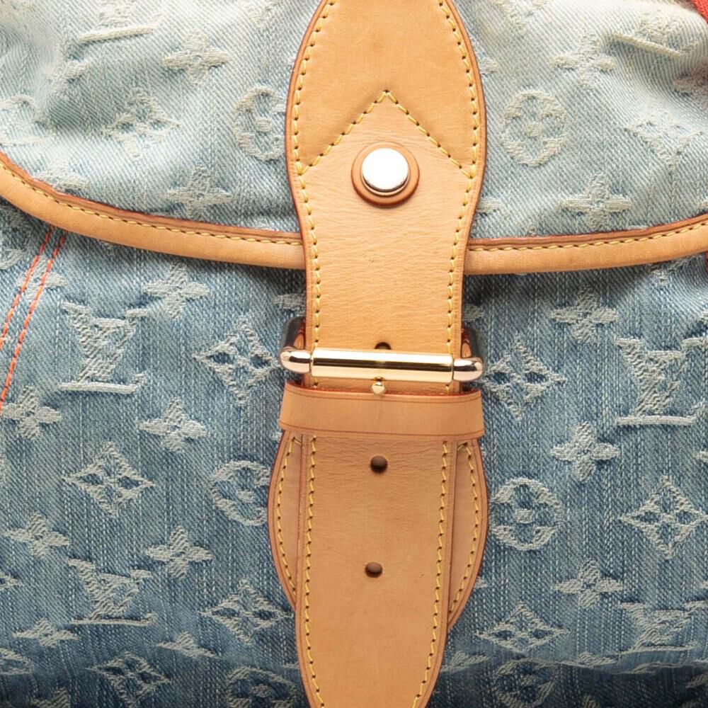 Louis Vuitton Shoulder Bags