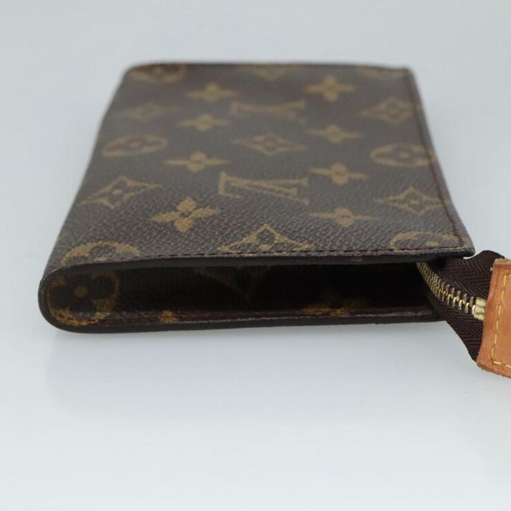 Louis Vuitton Pouch