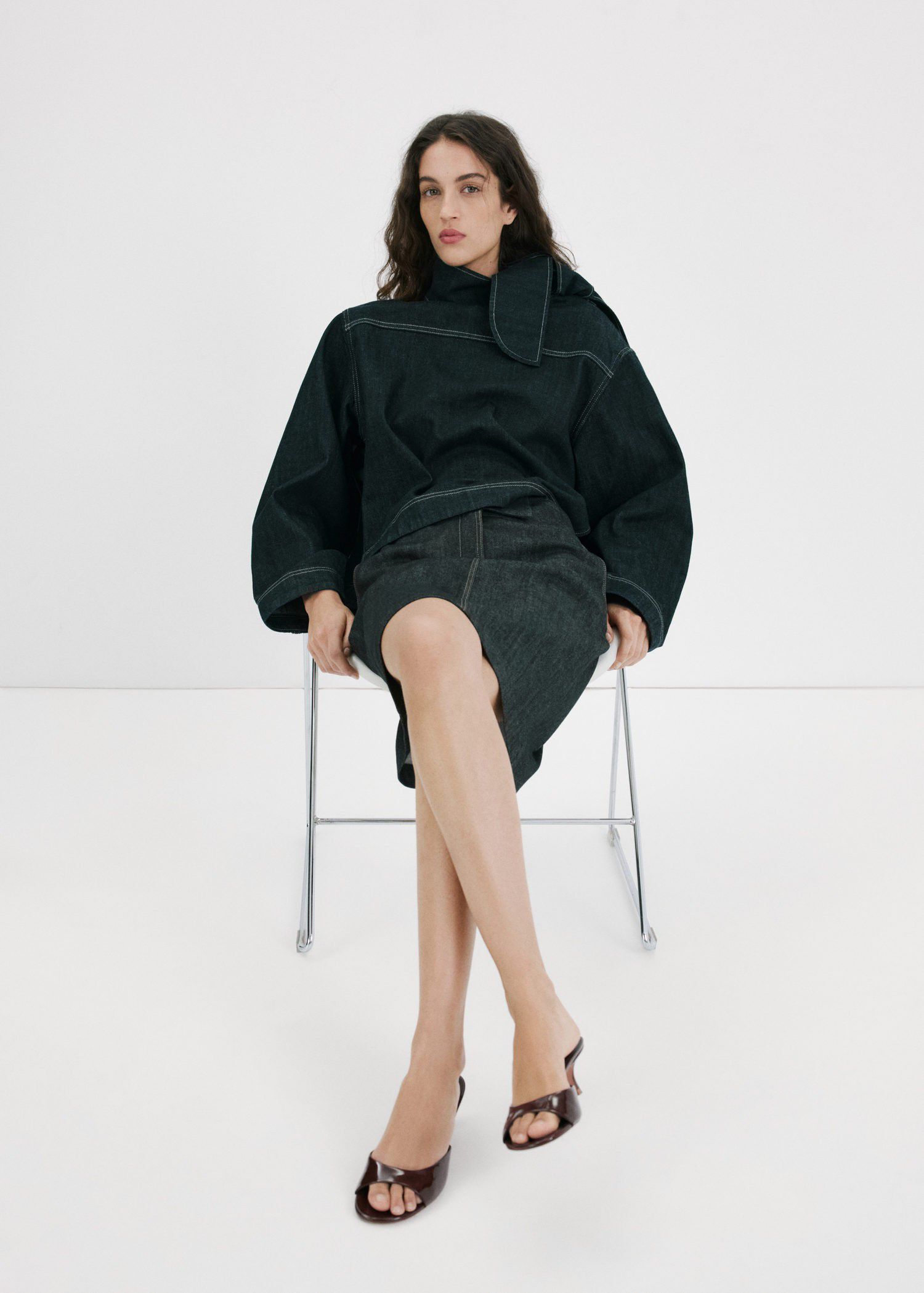 Pointed heel sandals