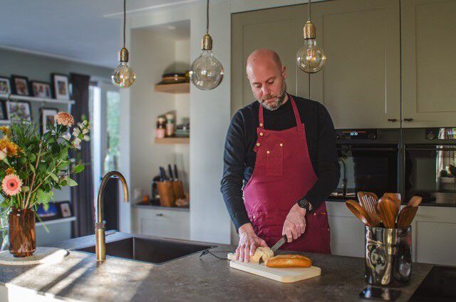 Five Pockets Apron , Slim Fit, Canvas Aubergine Burgundy