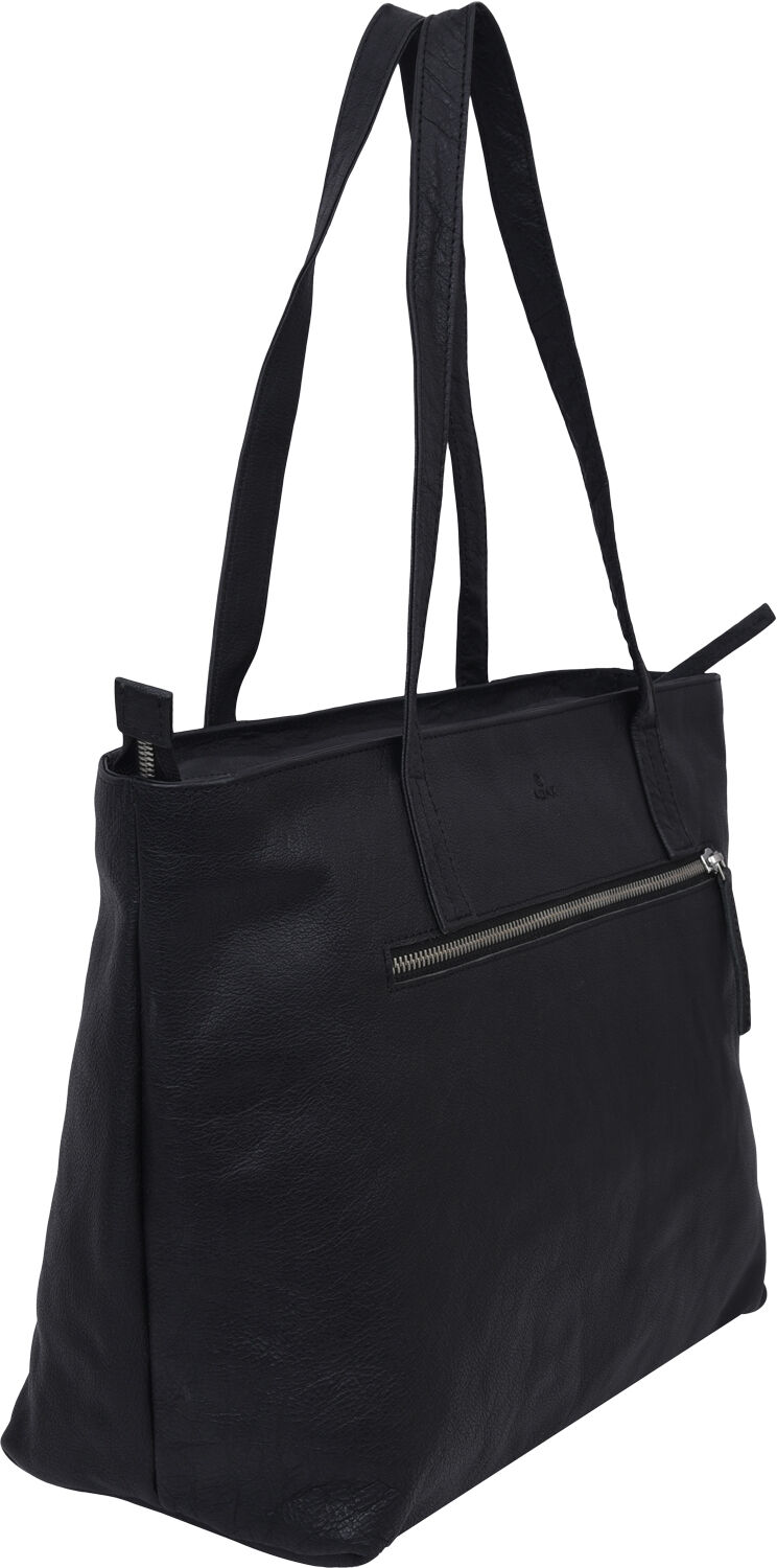 Elba shopper Malin