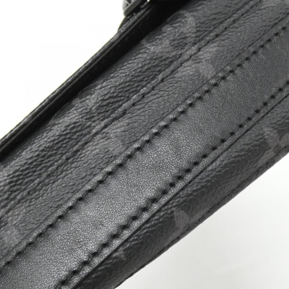 Louis Vuitton Messenger