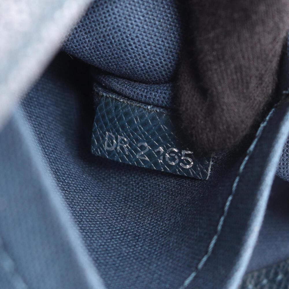 Louis Vuitton Messenger