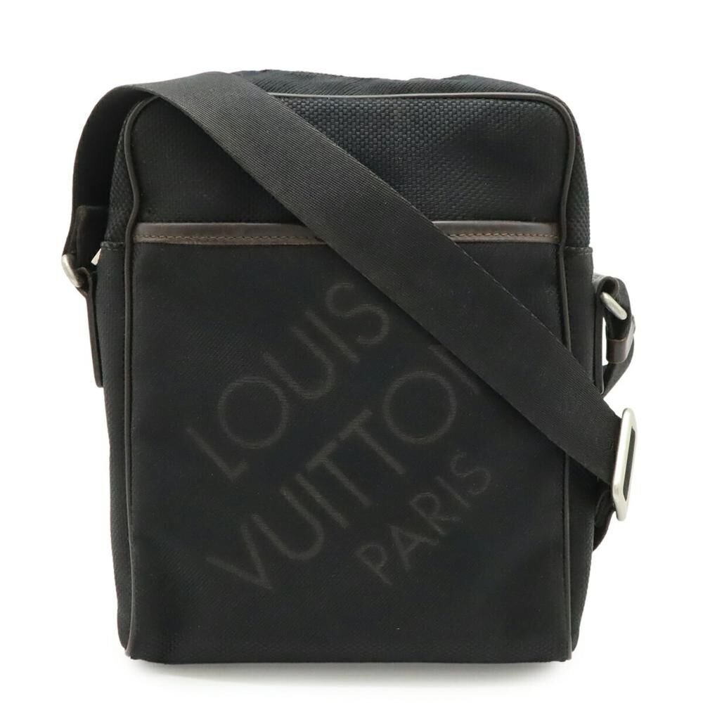 Louis Vuitton Shoulder Bags
