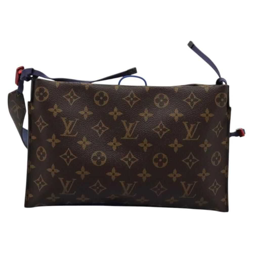 Louis Vuitton Pouch