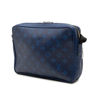 Louis Vuitton Messenger