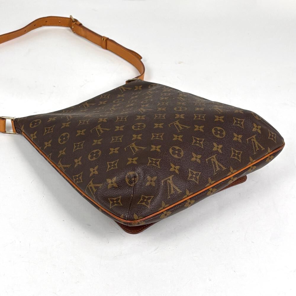 Louis Vuitton Musette Salsa