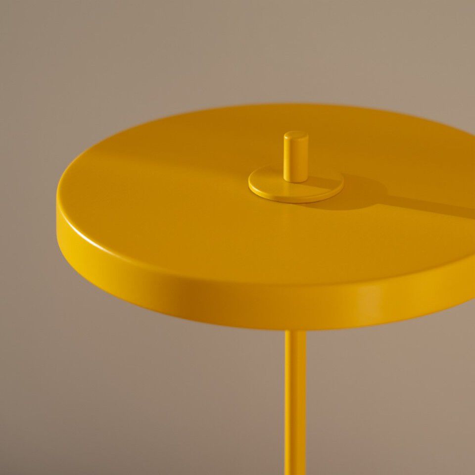 Asteria Move Monochrome