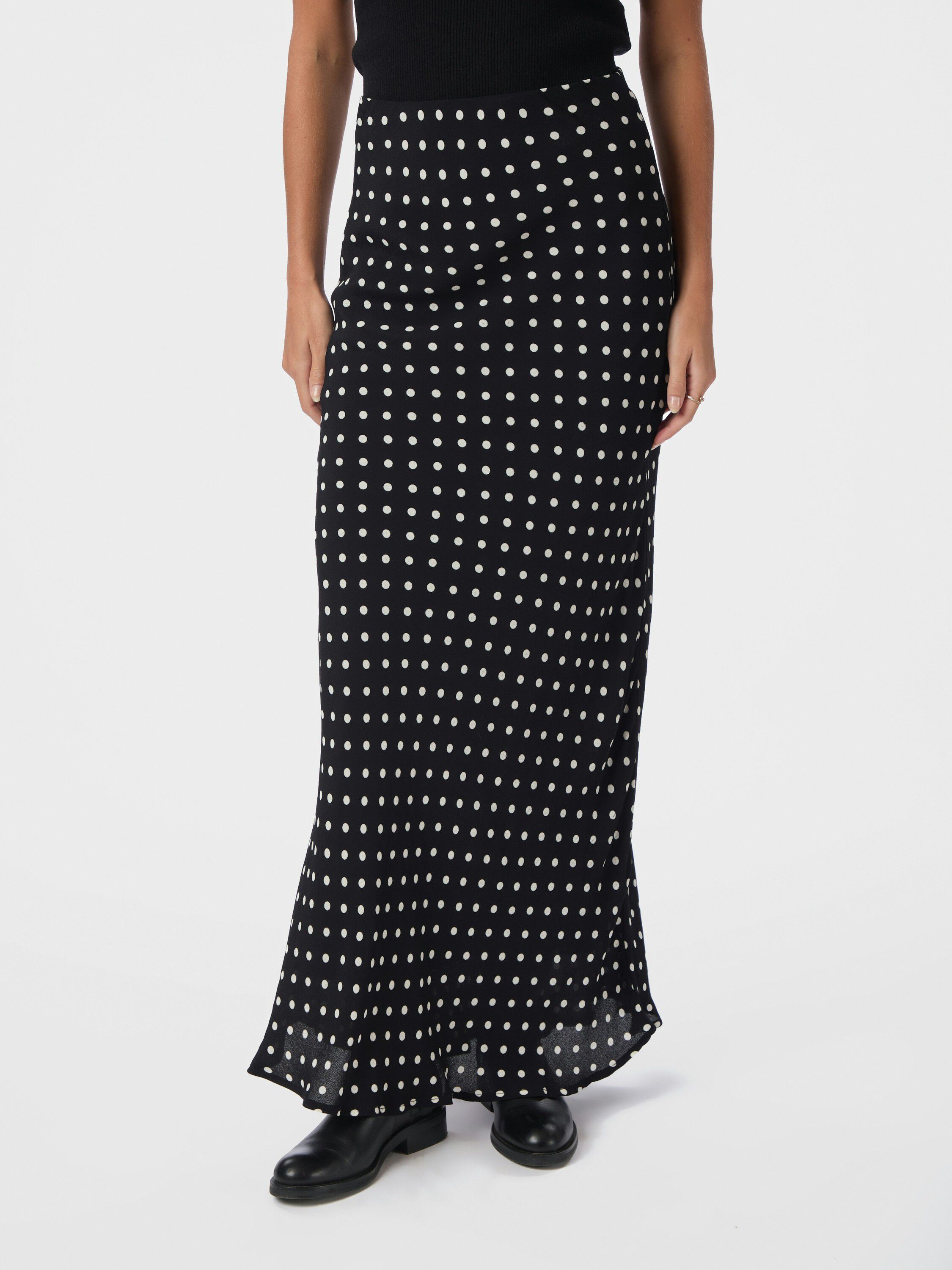 Viso Crepe Dot Skirt