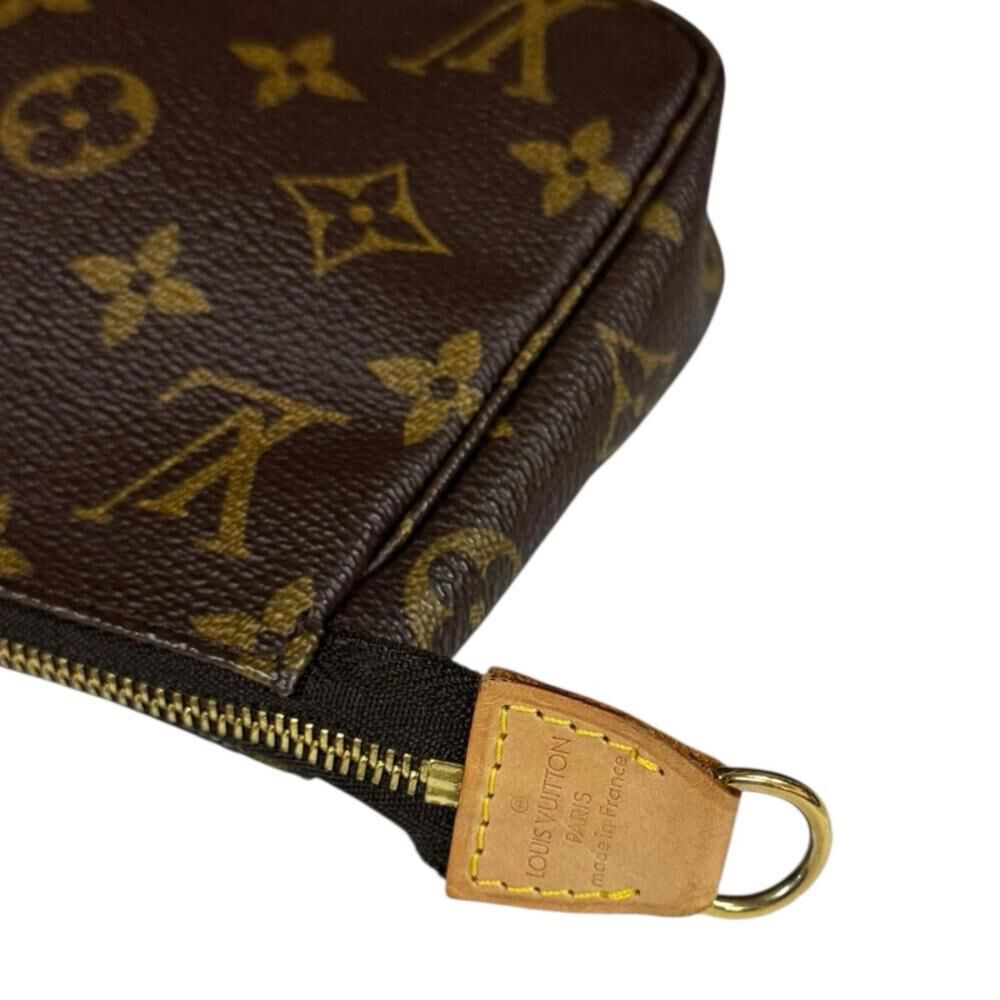 Louis Vuitton Pochette Accessoires