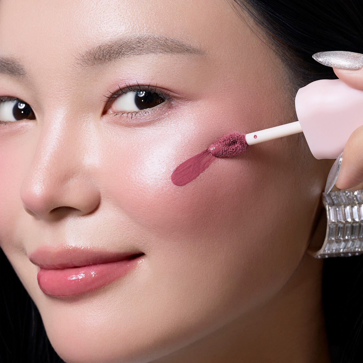 The Cheek Peek - Blush med mangosm&ouml;r och grapefruktsolja