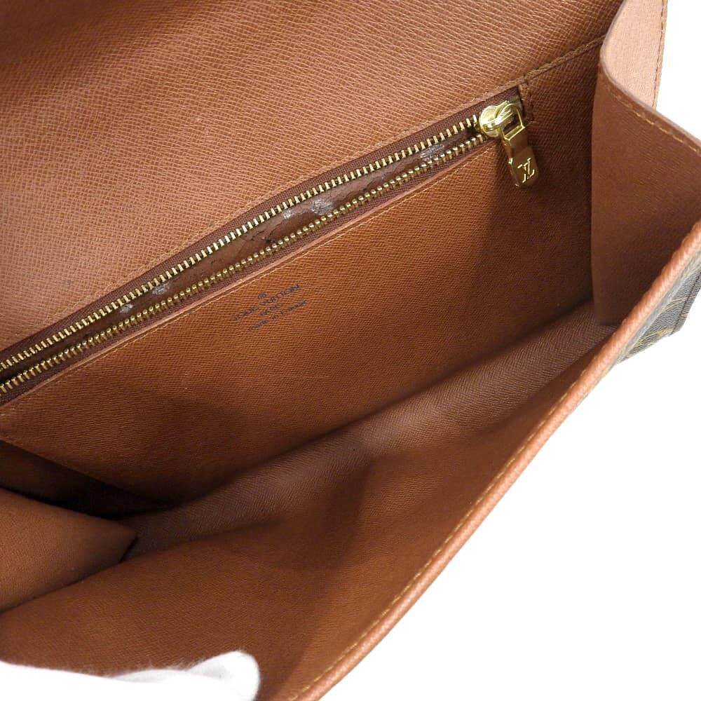 Louis Vuitton Clutch