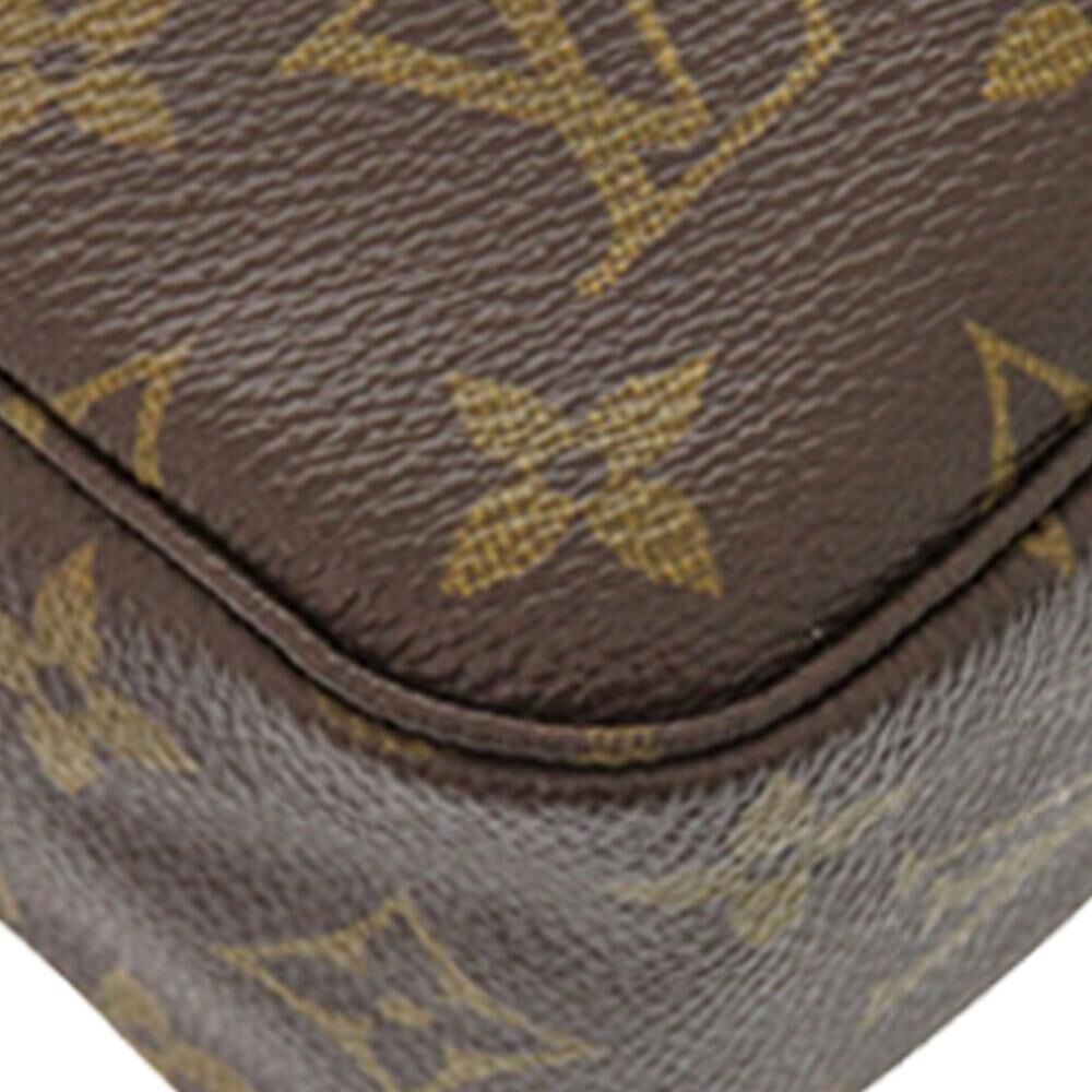 Louis Vuitton Trousse Toilette
