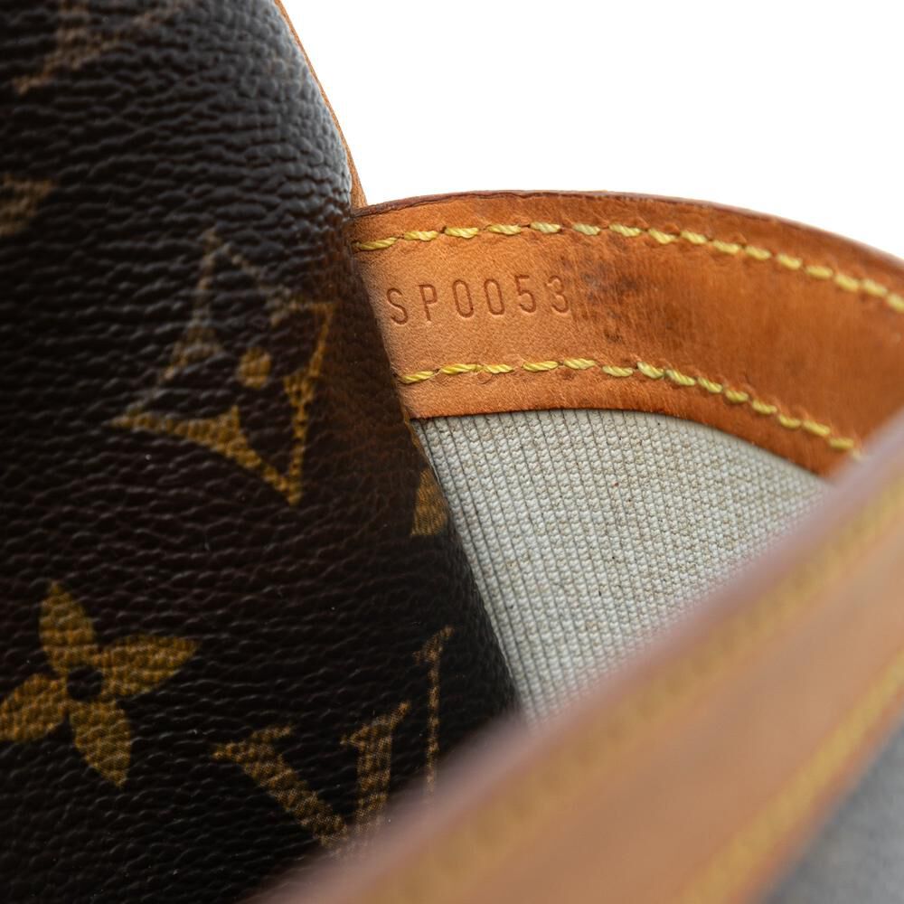 Louis Vuitton Reporter